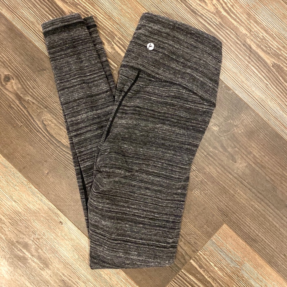 Black and grey striped leggings